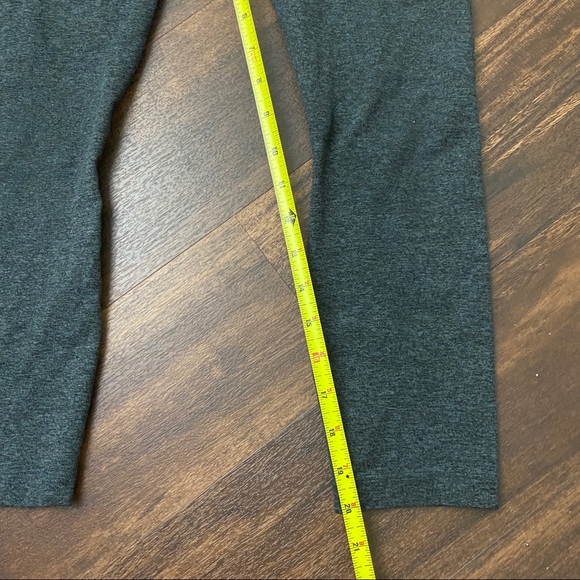 Nobull crop leggings high-rise gray size S - Picture 5 of 6